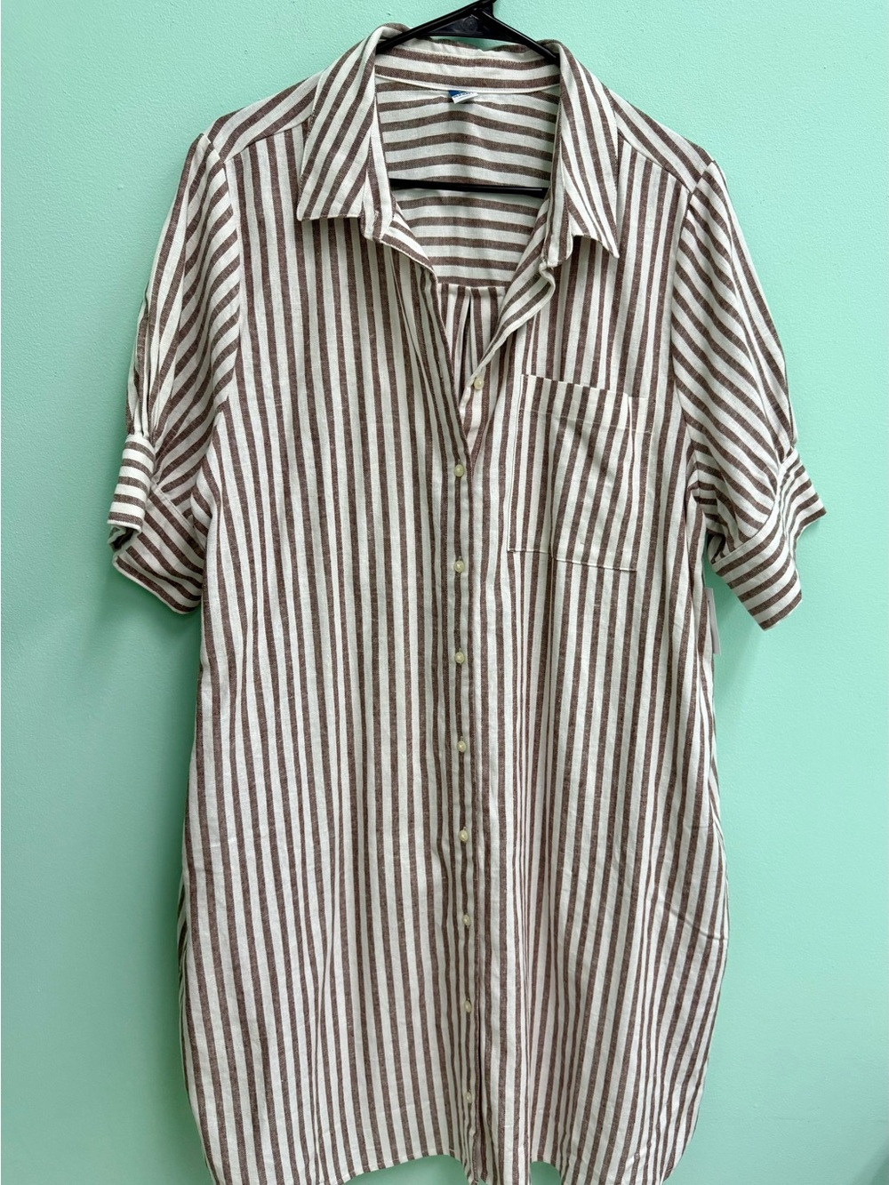 Old Navy Brown and White Striped Short-Sleeve Button-Down Shirt